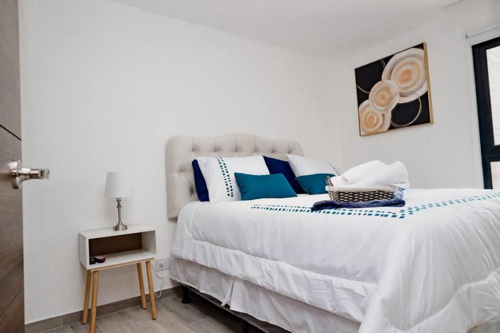 Apartamento De Lujo En Zona 10 Guatemala City Екстериор снимка